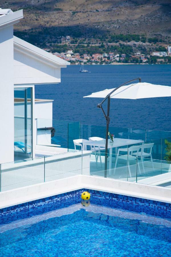 Donji Okrug  Casa Blanca White Houseヴィラ エクステリア 写真